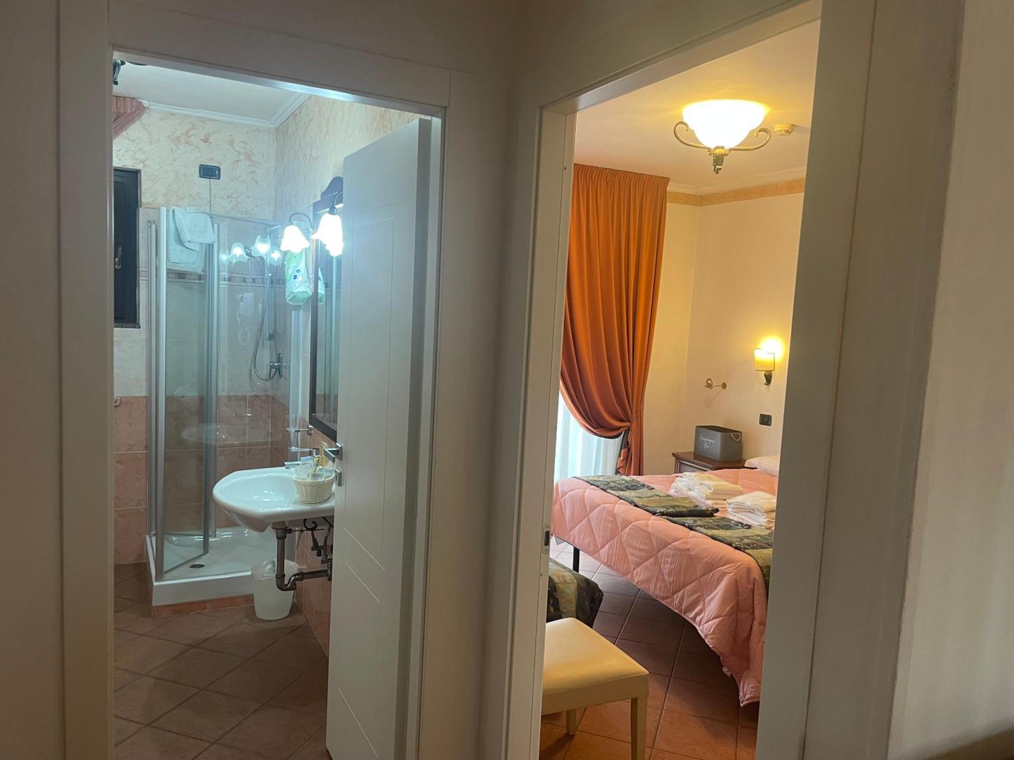Euro House Inn Airport Fiumicino Dış mekan fotoğraf