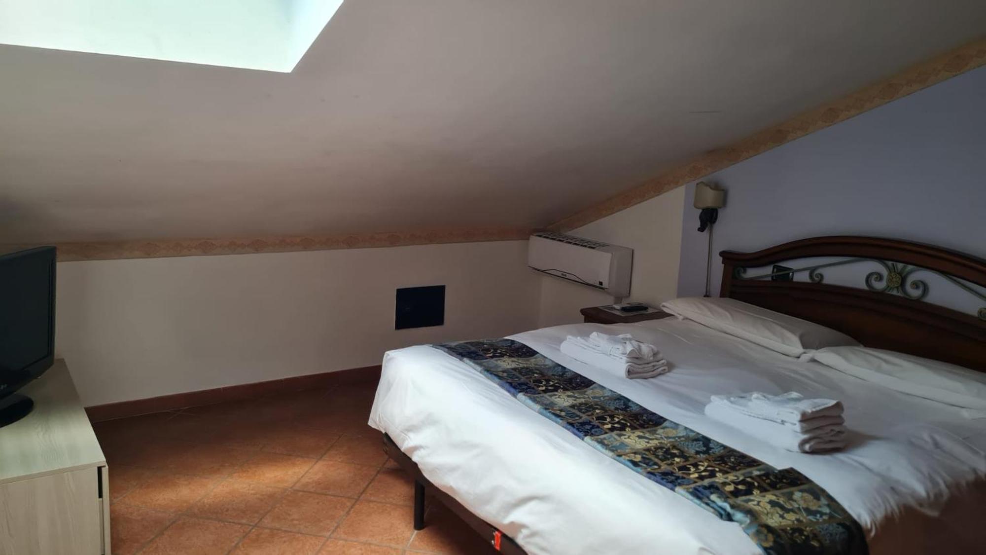Euro House Inn Airport Fiumicino Dış mekan fotoğraf
