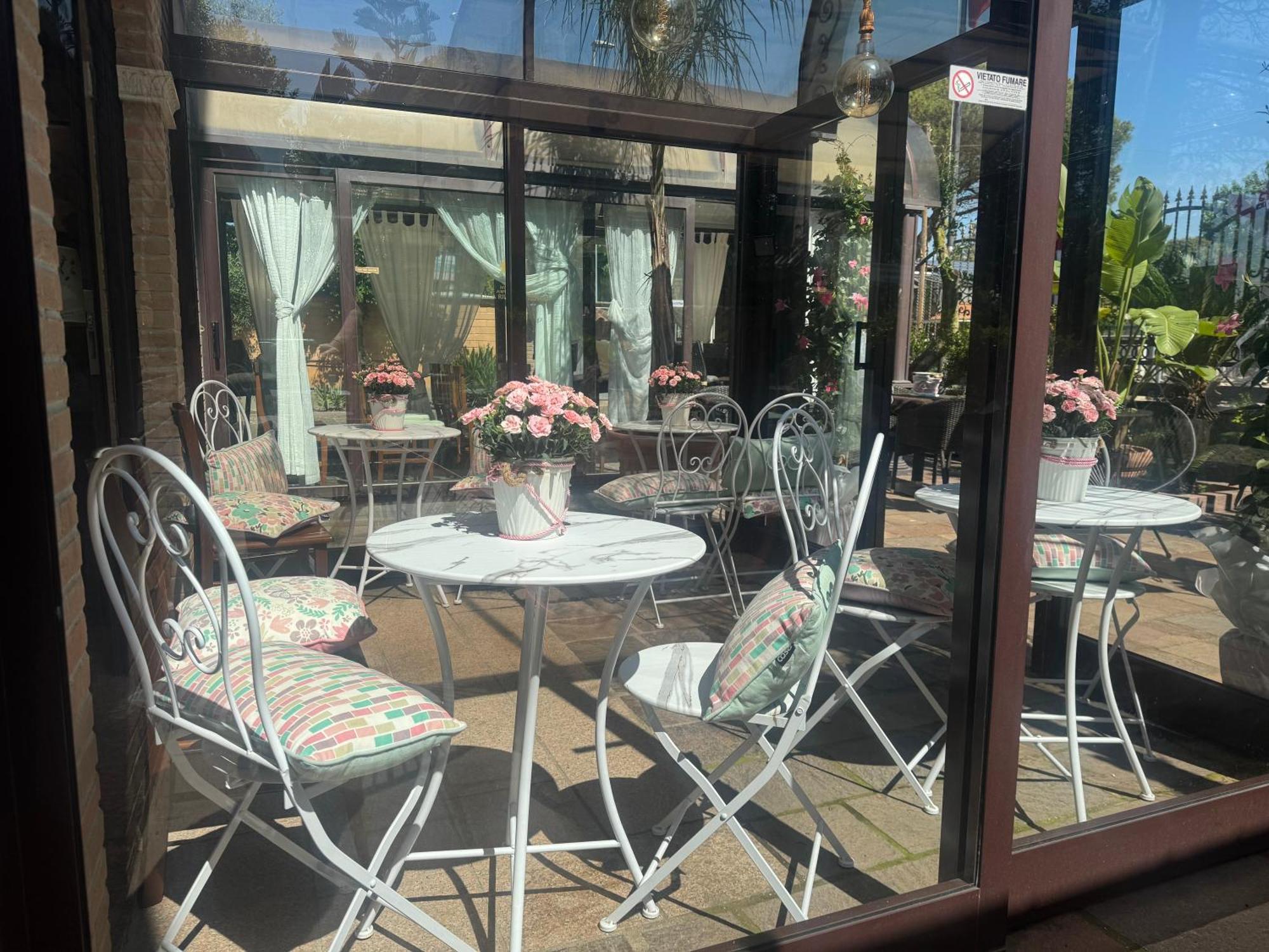 Euro House Inn Airport Fiumicino Dış mekan fotoğraf